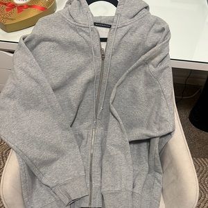 Brandy Melville oversized sweatshirt